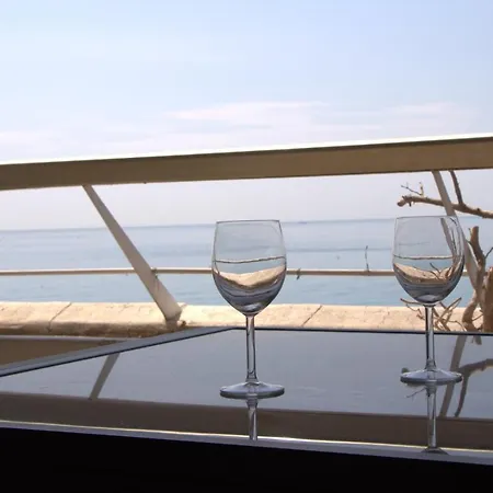 06Ao - Superbe Appartement Avec Vue Mer Exceptionnelle Villeneuve-Loubet Exterior foto